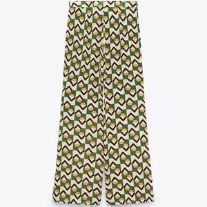 NWT ZARA PRINTED PANTS Green